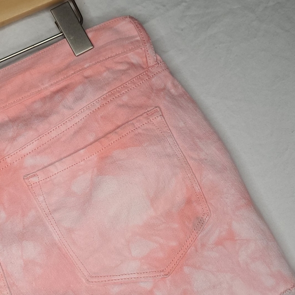 Tie Dye Coral Cutoff Shorts - Picture 4 of 4